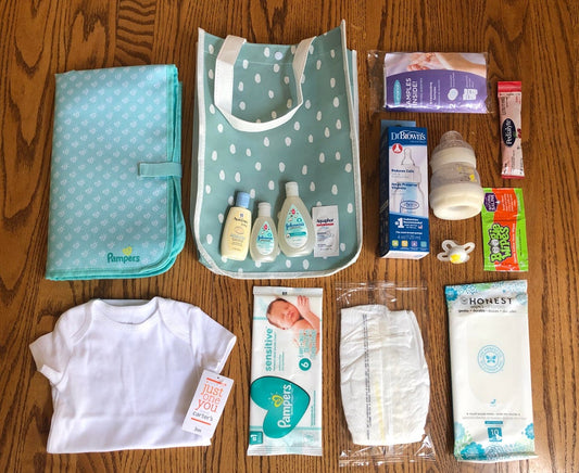 zz 14 Pieces Baby Registry Welcome Kit with Gift bag image 1