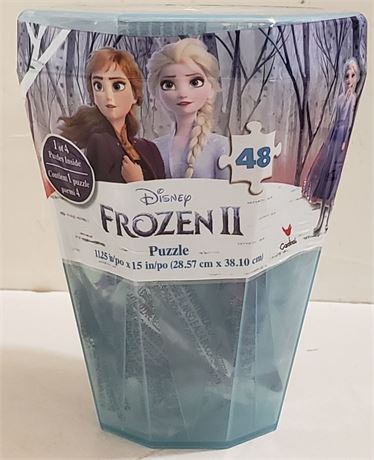 zz Disney Frozen 2 Surprise Puzzle -48 Piece in Plastic Gem-Shaped Storage Case image 0